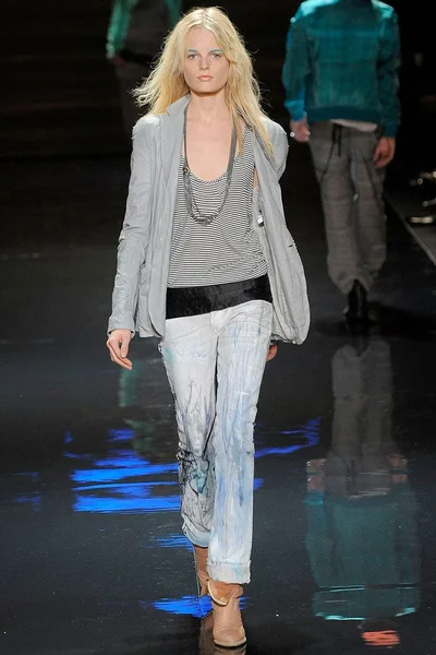 Look 39